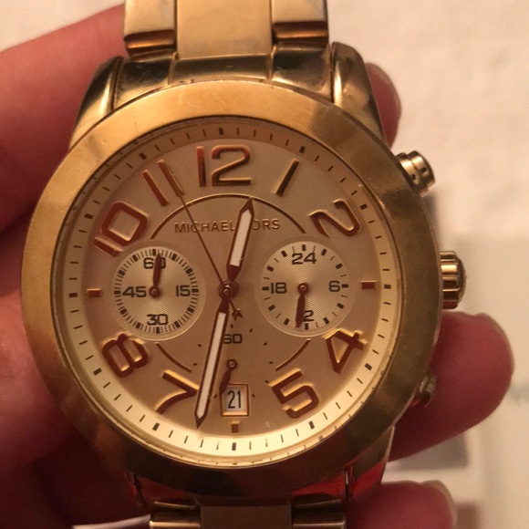 Michael Kors Gold Watch - Picture 1 of 4